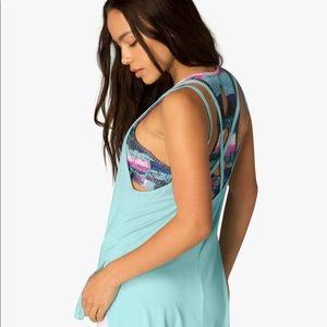 Beyond Yoga Slink or Swim tank